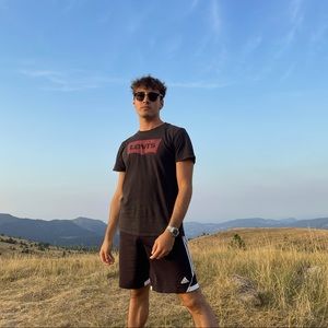 Meet your Posher, Federico